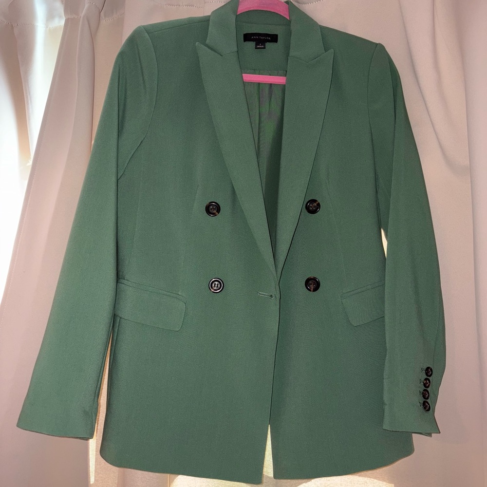 Ann Taylor Mint Green Double-Breasted Blazer